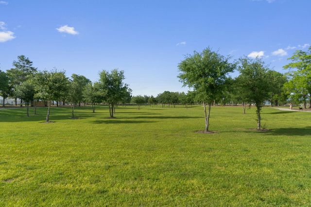 484 Arrowwood Boulevard, Freeport, FL 32439