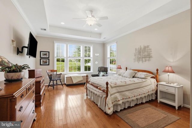 1063 PRESIDENTS DR, Lititz, PA 17543