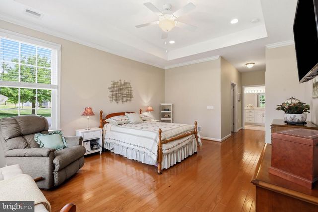 1063 PRESIDENTS DR, Lititz, PA 17543