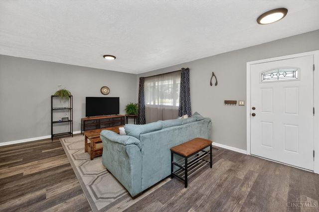 5691 Winton Road, Fairfield, OH 45014