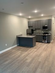 14 Yeamans St 307, Revere, MA 02151