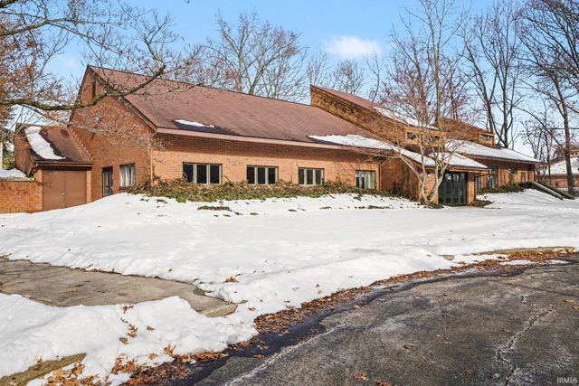 2913 E Bristol St. Street, Elkhart, IN 46514