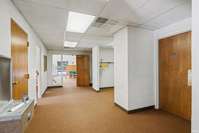 2913 E Bristol St. Street, Elkhart, IN 46514