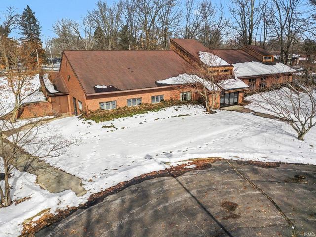 2913 E Bristol St. Street, Elkhart, IN 46514