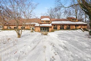 2913 E Bristol St. Street, Elkhart, IN 46514