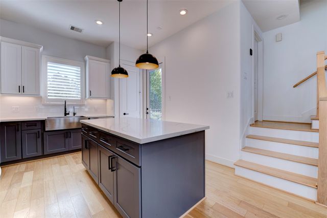 10910 Fire Creek Drive, Houston, TX 77043