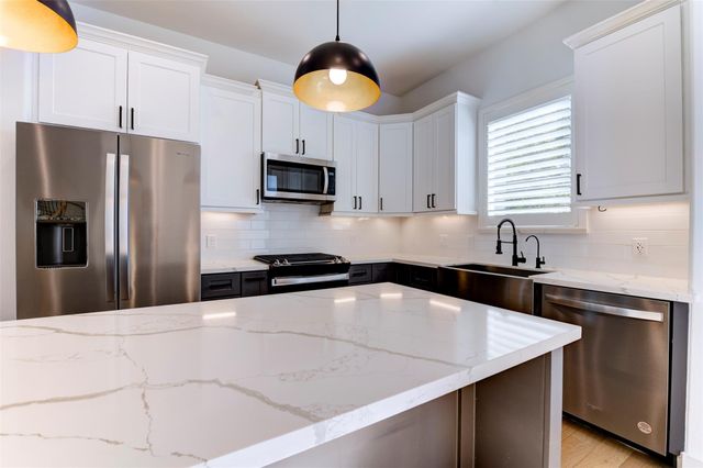 10910 Fire Creek Drive, Houston, TX 77043
