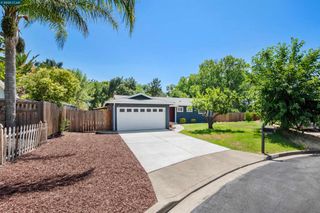 5182 La Corte Bonita, Concord, CA 94521