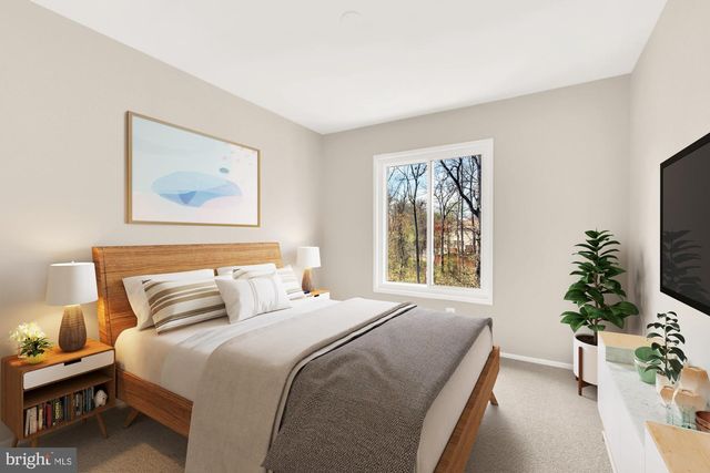 2810 CAMBRIDGE DR, Woodbridge, VA 22192