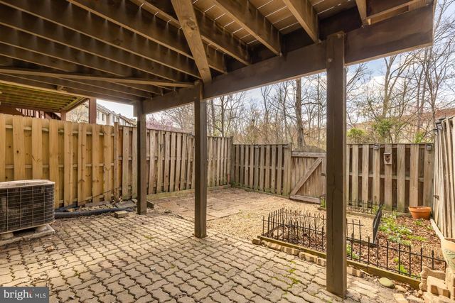 2810 CAMBRIDGE DR, Woodbridge, VA 22192