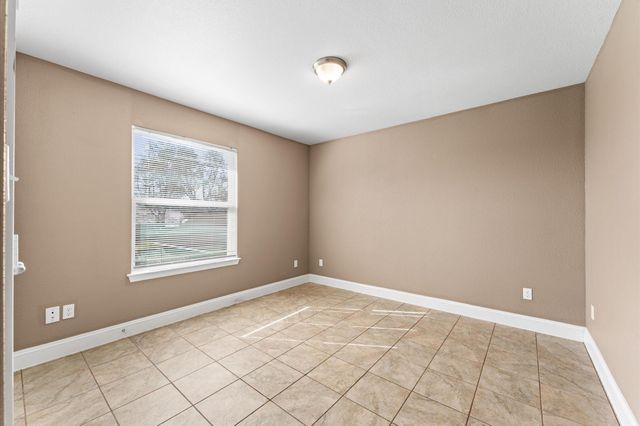 8221 Brockton Street, Houston, TX 77017