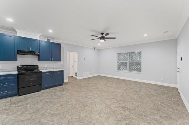 8221 Brockton Street, Houston, TX 77017