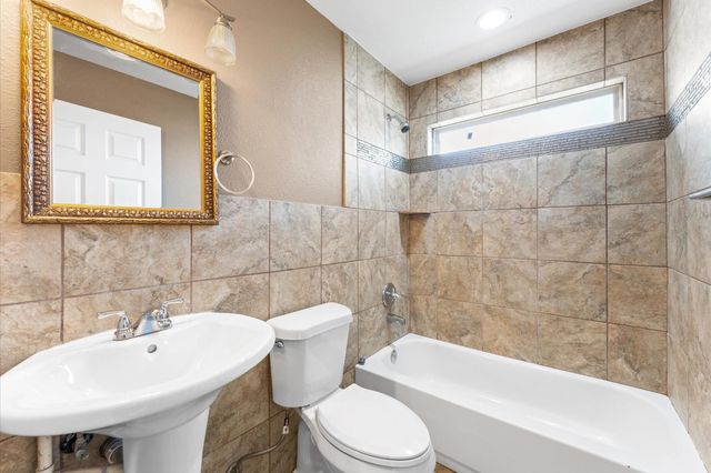 8221 Brockton Street, Houston, TX 77017