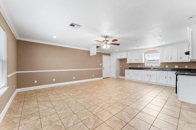 8221 Brockton Street, Houston, TX 77017