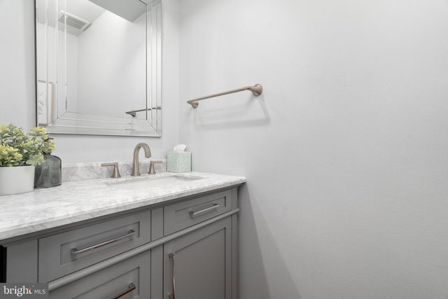 13513 COPPER RIDGE DR, Herndon, VA 20171
