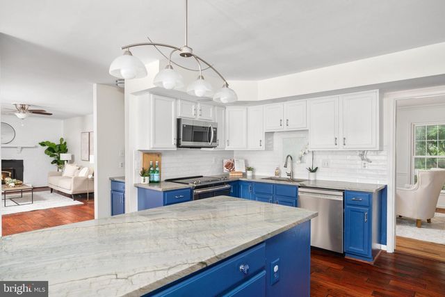 13513 COPPER RIDGE DR, Herndon, VA 20171