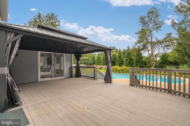 13513 COPPER RIDGE DR, Herndon, VA 20171