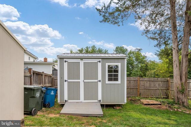 13513 COPPER RIDGE DR, Herndon, VA 20171