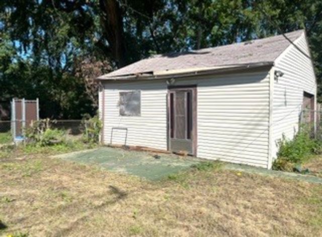15435 Winchester Avenue, Harvey, IL 60426