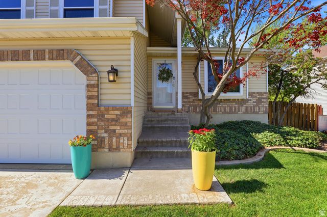 1088 E 1500 N, Layton, UT 84040