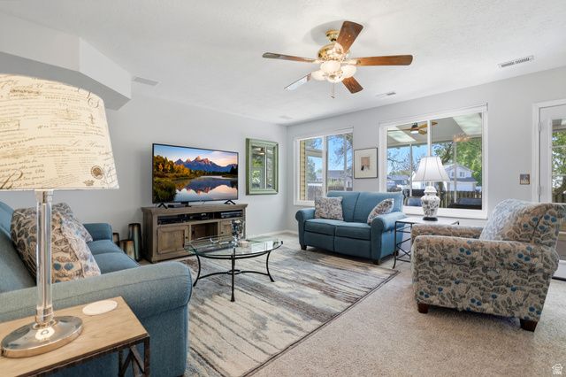 1088 E 1500 N, Layton, UT 84040