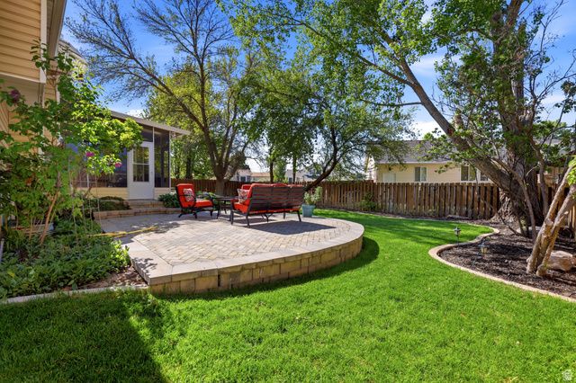 1088 E 1500 N, Layton, UT 84040