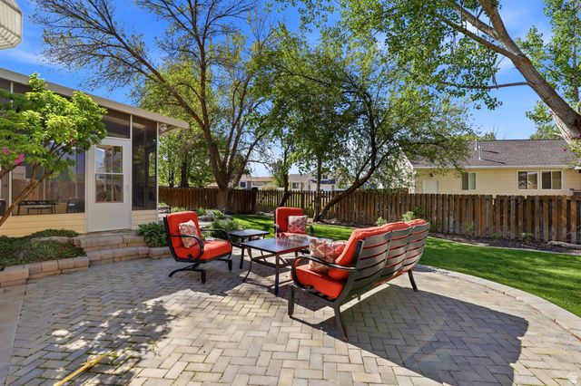 1088 E 1500 N, Layton, UT 84040