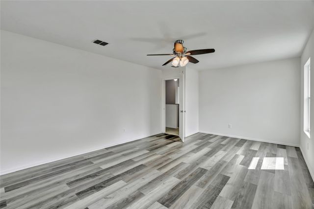 1301 Erin Court, Burleson, TX 76028