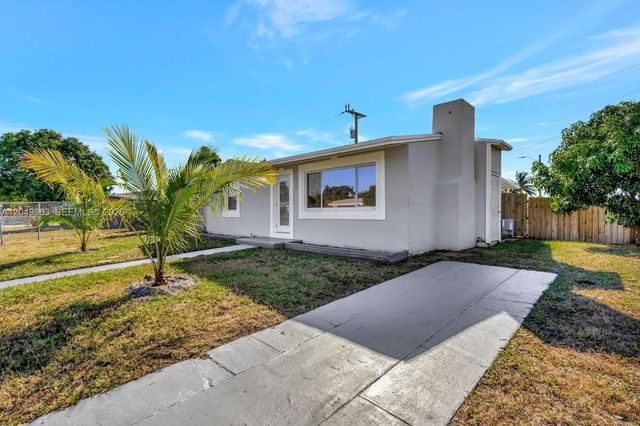1008 Elm Rd 1, West Palm Beach, FL 33409