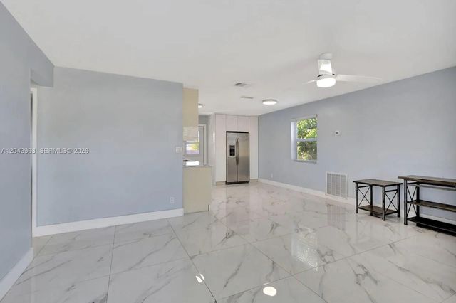 1008 Elm Rd 1, West Palm Beach, FL 33409