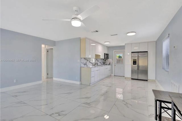 1008 Elm Rd 1, West Palm Beach, FL 33409