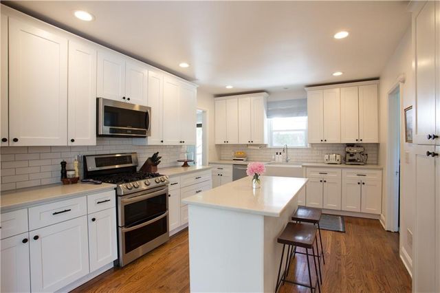 3 E 68th Terrace, Kansas City, MO 64113