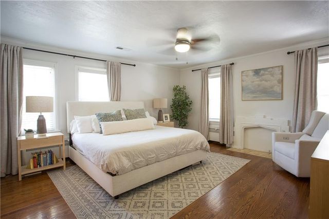 3 E 68th Terrace, Kansas City, MO 64113