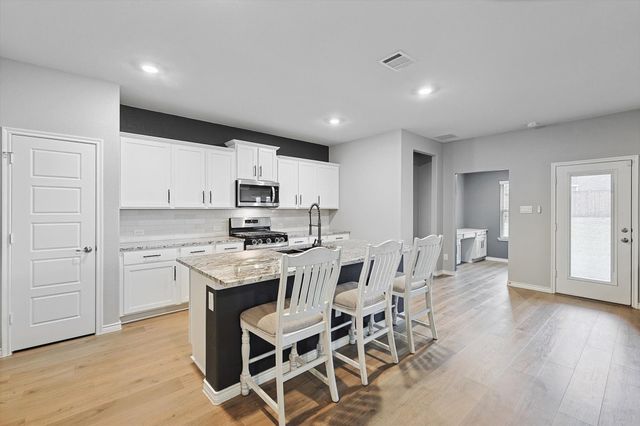 121 Condor Pass, Caddo Mills, TX 75135