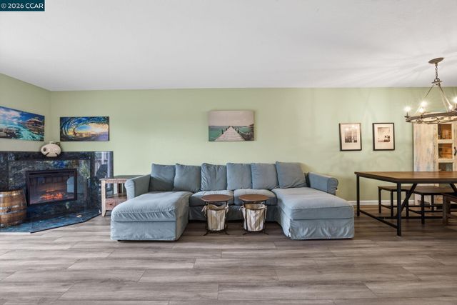 1984 Ascot Dr C, Moraga, CA 94556