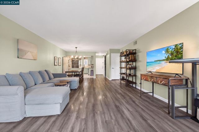 1984 Ascot Dr C, Moraga, CA 94556