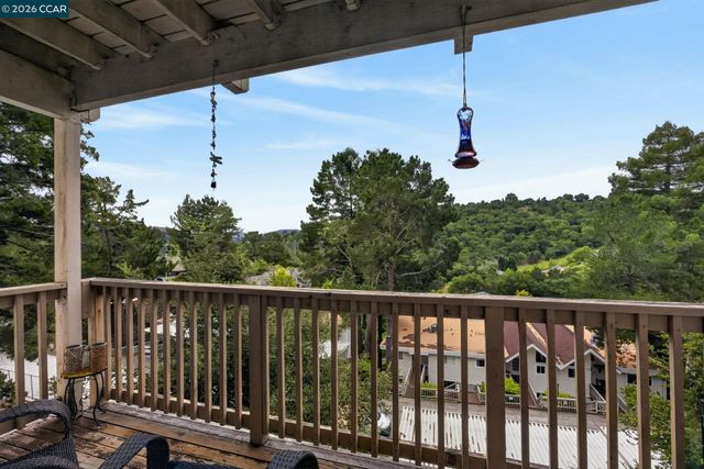 1984 Ascot Dr C, Moraga, CA 94556
