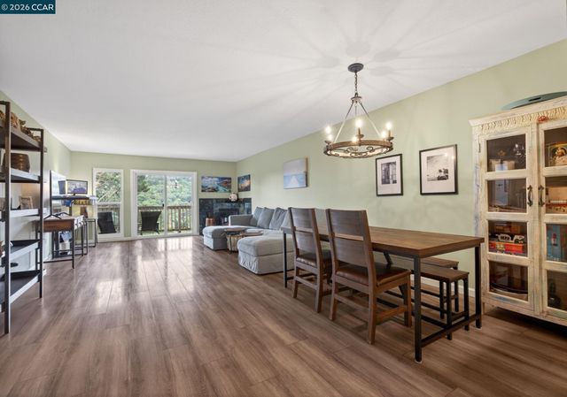 1984 Ascot Dr C, Moraga, CA 94556