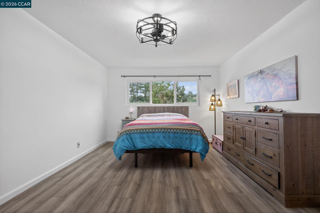 1984 Ascot Dr C, Moraga, CA 94556
