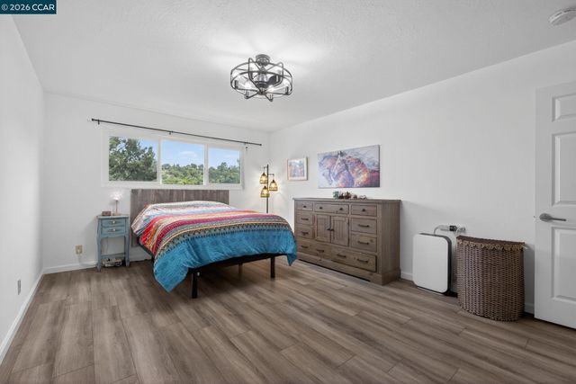 1984 Ascot Dr C, Moraga, CA 94556
