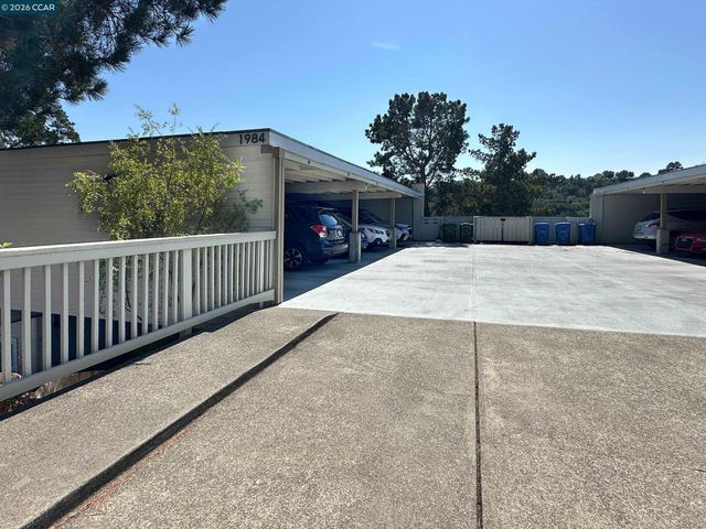 1984 Ascot Dr C, Moraga, CA 94556