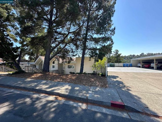 1984 Ascot Dr C, Moraga, CA 94556
