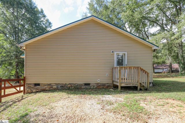 112 Aiken Street, Central, SC 29630