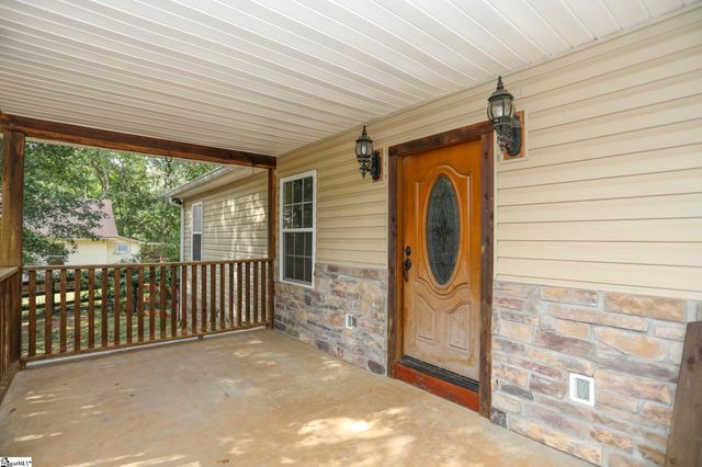 112 Aiken Street, Central, SC 29630