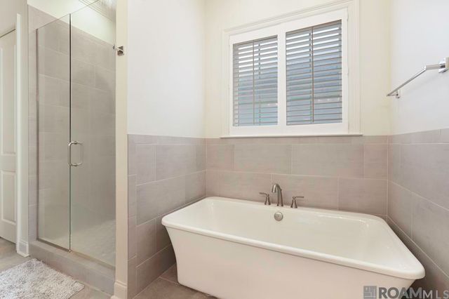 4925 Crestfield Way, Gonzales, LA 70737