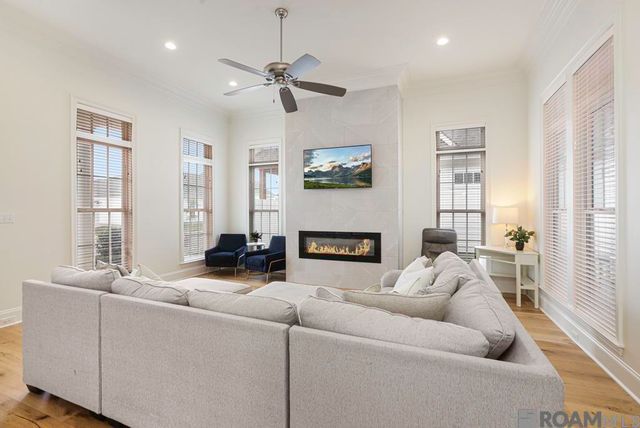 4925 Crestfield Way, Gonzales, LA 70737