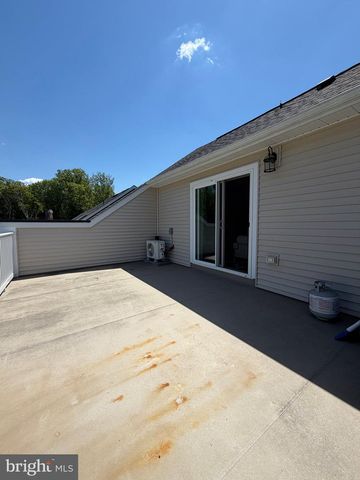 10802 FOXTROT CIR, Upper Marlboro, MD 20772