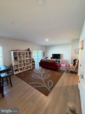 10802 FOXTROT CIR, Upper Marlboro, MD 20772