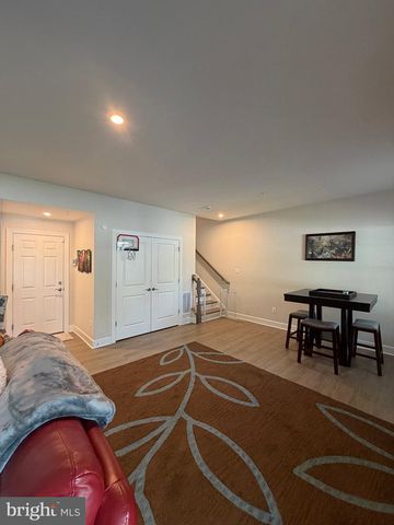 10802 FOXTROT CIR, Upper Marlboro, MD 20772