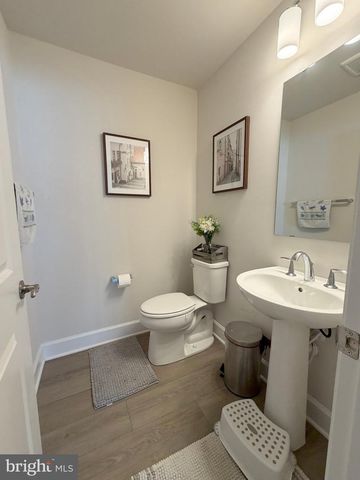 10802 FOXTROT CIR, Upper Marlboro, MD 20772